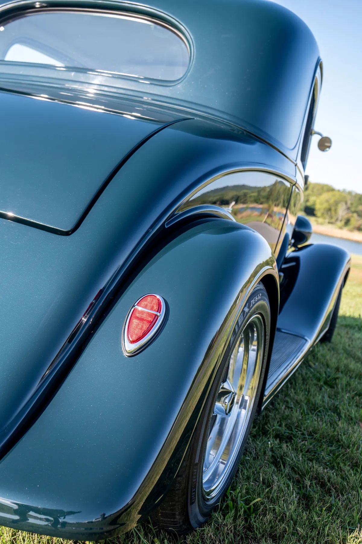 Chevrolet-Standard-1935-Emerald-Green-Beige-15