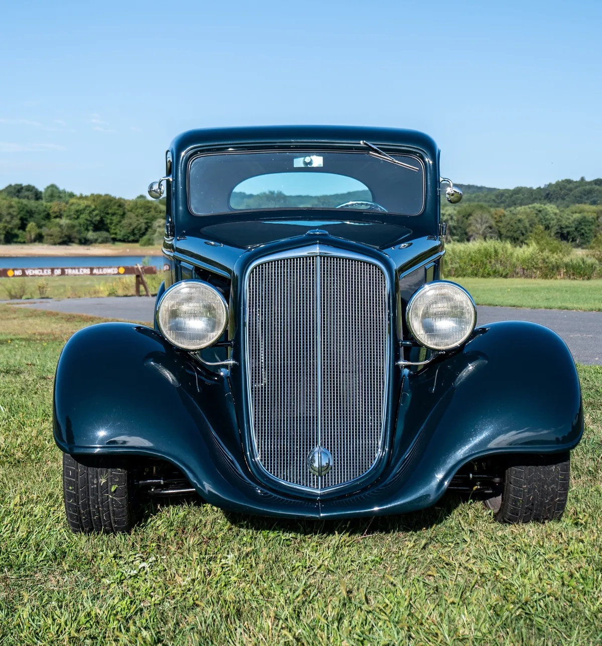 Chevrolet-Standard-1935-Emerald-Green-Beige-19
