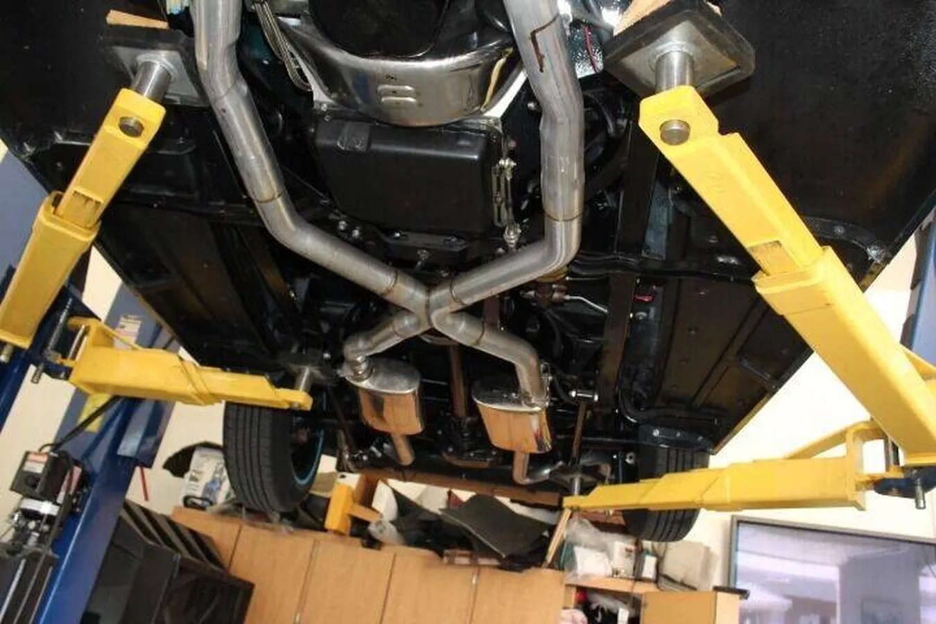 Chevrolet-Standard-1935-Emerald-Green-Beige-2