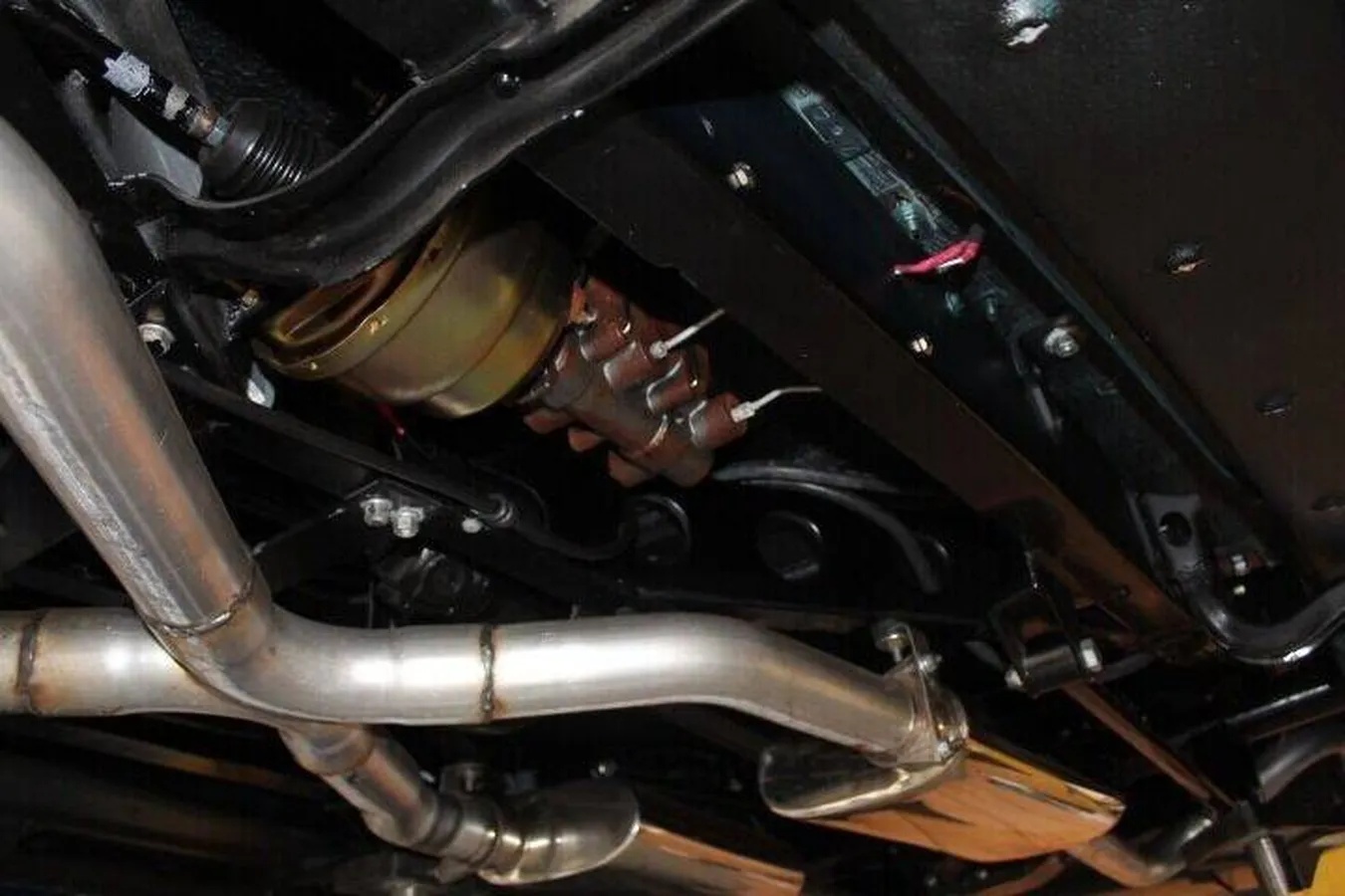 Chevrolet-Standard-1935-Emerald-Green-Beige-7