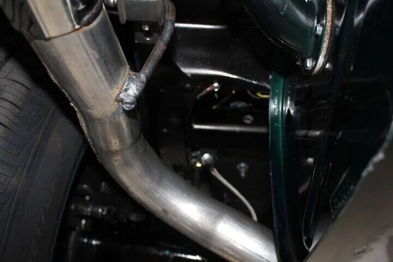 Chevrolet-Standard-1935-Emerald-Green-Beige-9