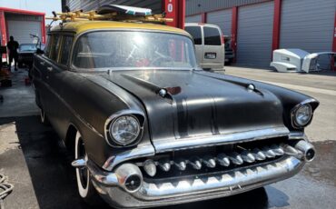 Chevrolet-Station-Wagon-1957-Wagon-1