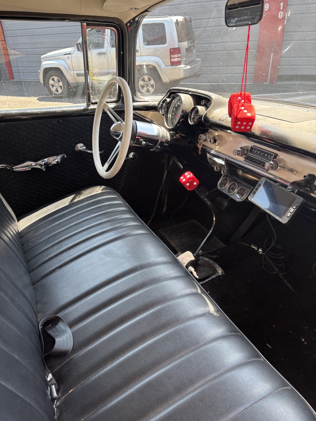 Chevrolet-Station-Wagon-1957-Wagon-11