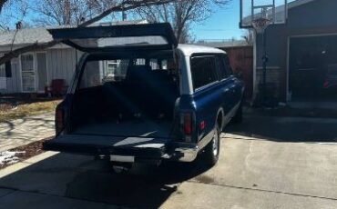 Chevrolet-Suburban-1971-Blue-3
