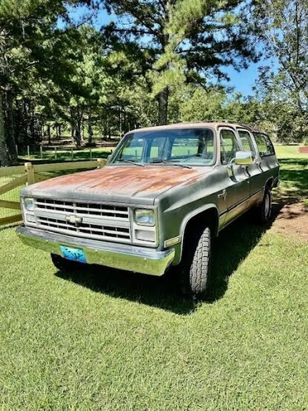 Chevrolet-Suburban-1987-Grey-Blue-13