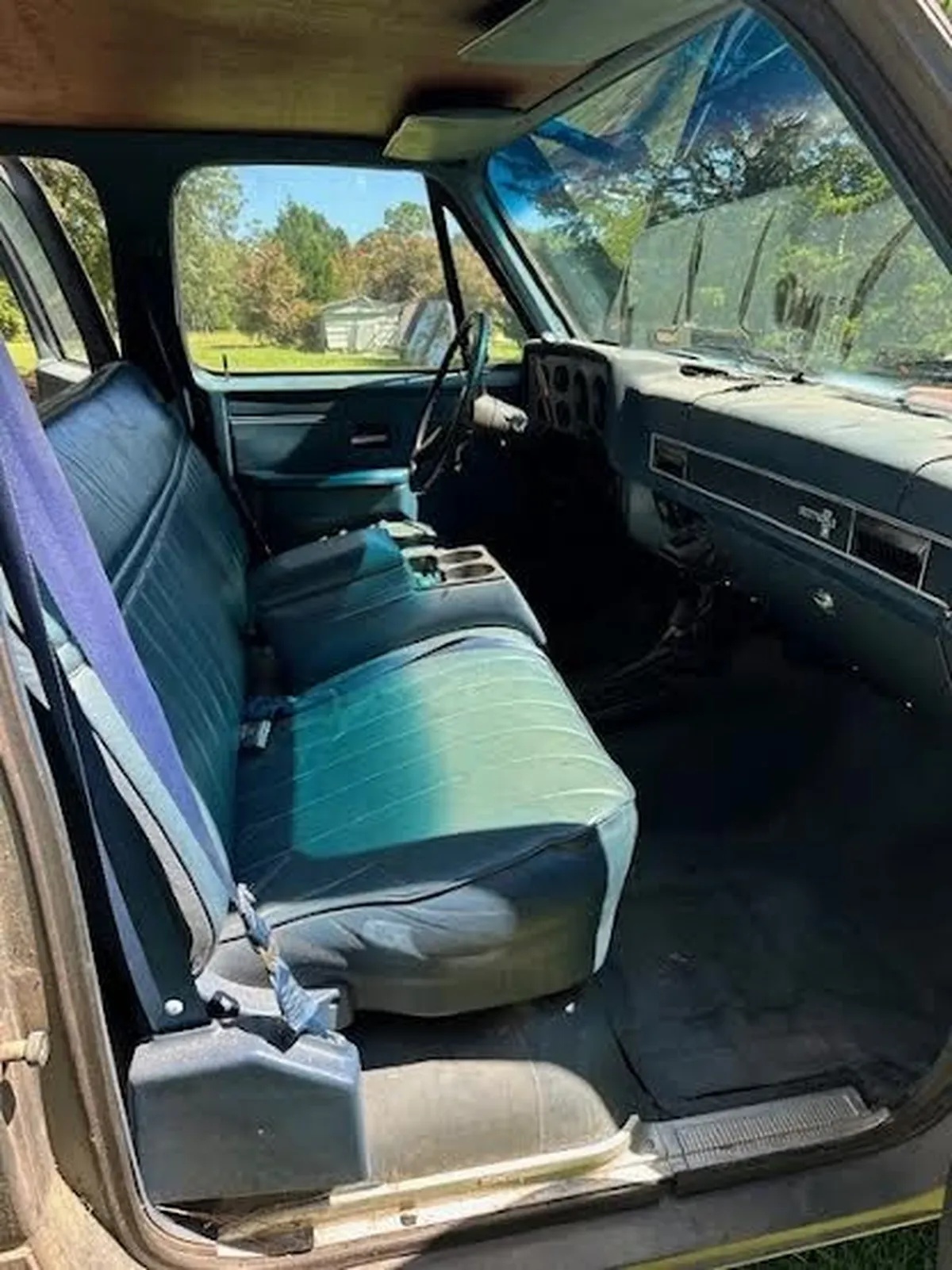 Chevrolet-Suburban-1987-Grey-Blue-5