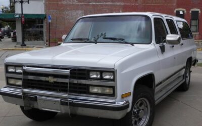 Chevrolet Suburban 1989
