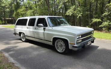 Chevrolet-Suburban-1991-SUV-5