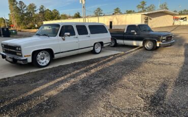 Chevrolet-Suburban-1991-SUV-9