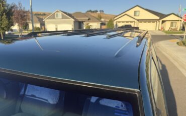 Chevrolet-Suburban-1993-SUV-14