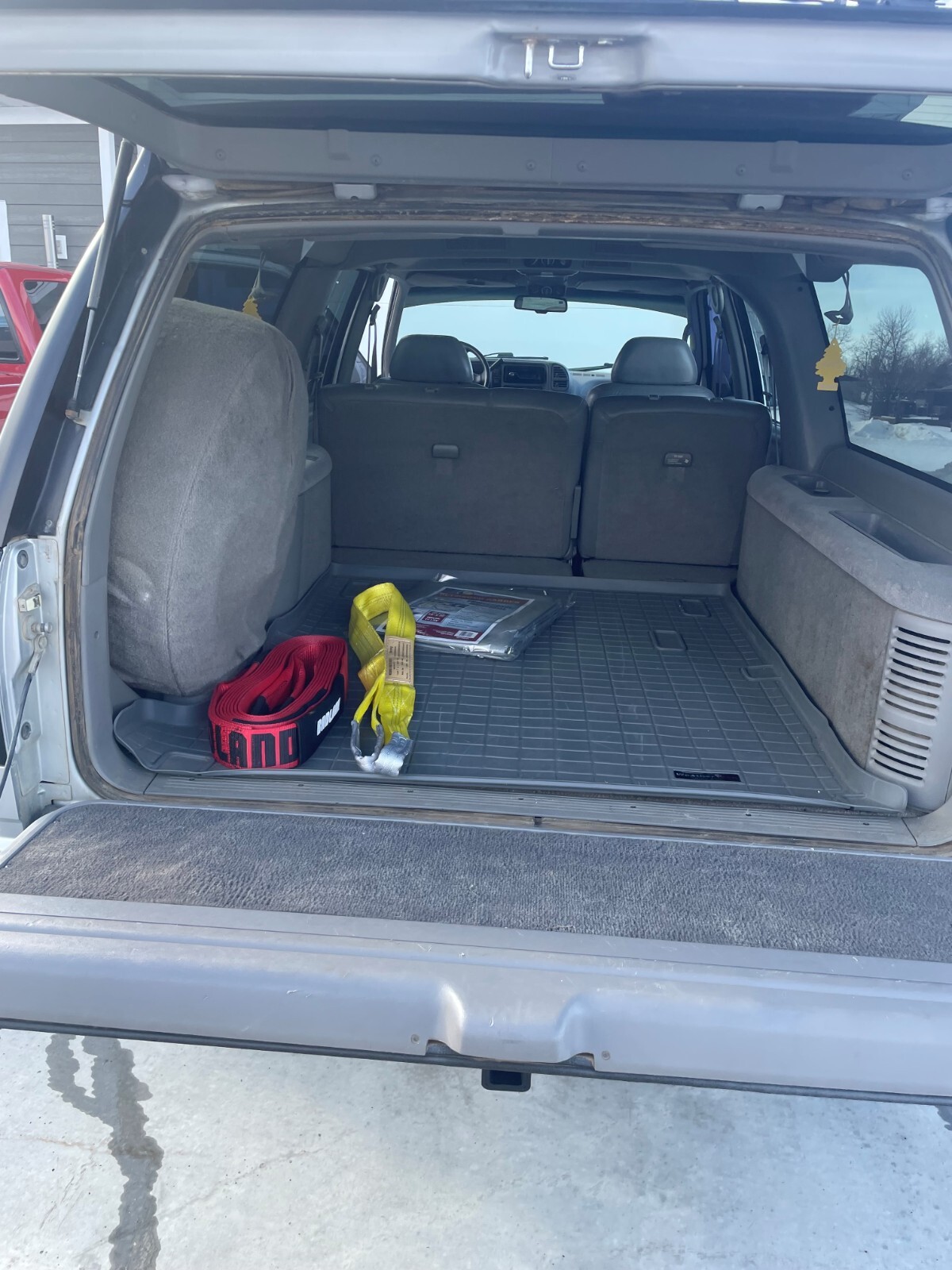 Chevrolet-Suburban-1996-SUV-14