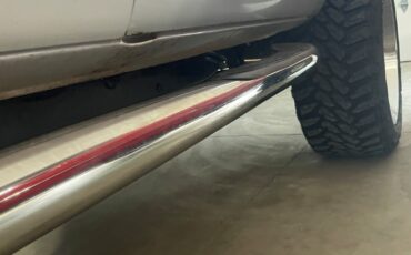 Chevrolet-Suburban-1996-SUV-23