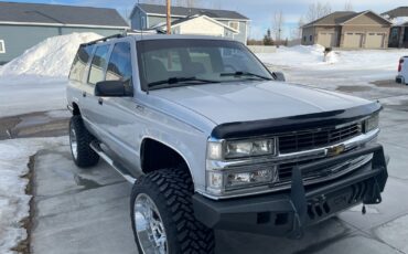 Chevrolet-Suburban-1996-SUV-6