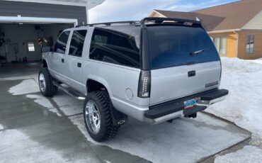 Chevrolet-Suburban-1996-SUV-7
