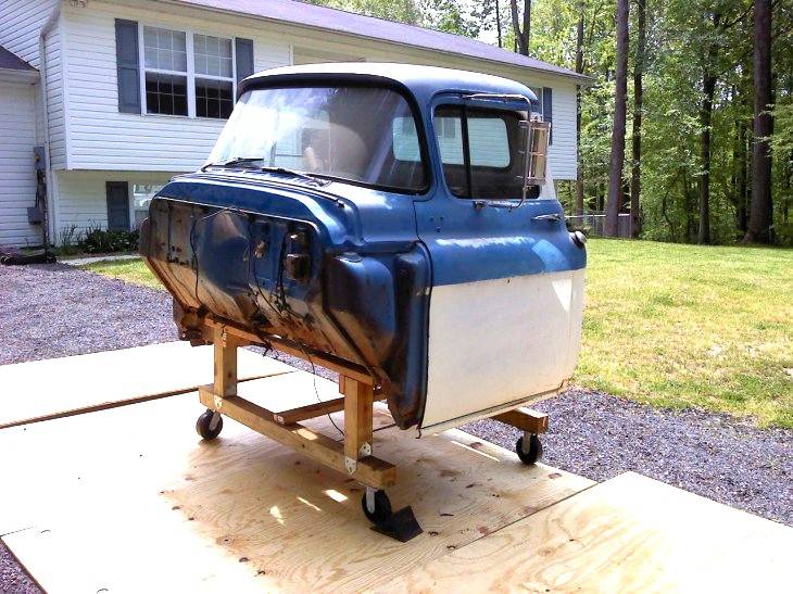 Chevrolet-apache-1959-blue-4