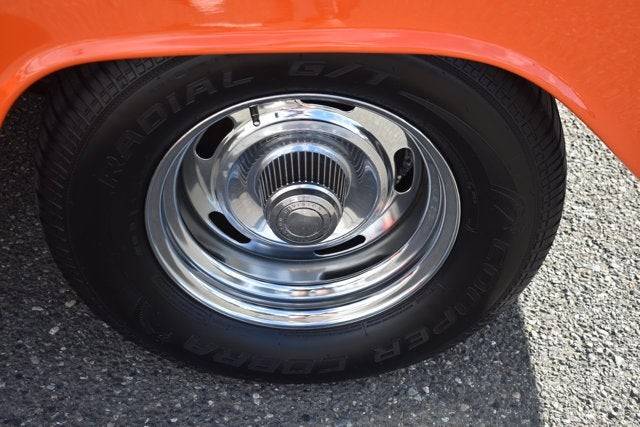 Chevrolet-apache-c10-1960-orange-11