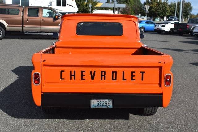 Chevrolet-apache-c10-1960-orange-3