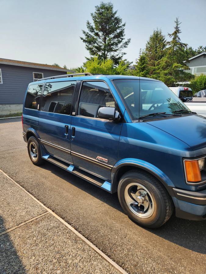 Chevrolet-astro-lt-1991-blue