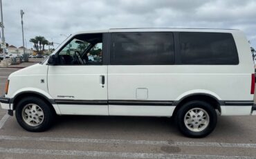 Chevrolet-astro-van-1994-white-5