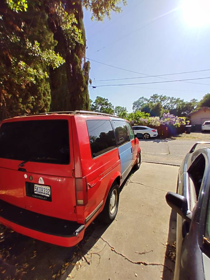 Chevrolet-astro-van-1995-red-4
