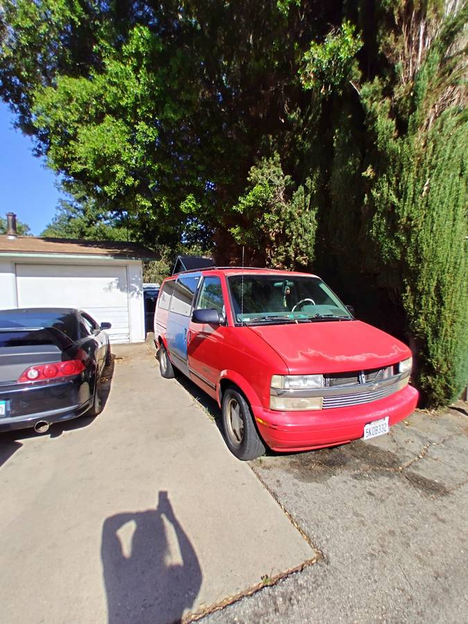 Chevrolet-astro-van-1995-red