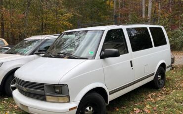 Chevrolet-astro-van-1996