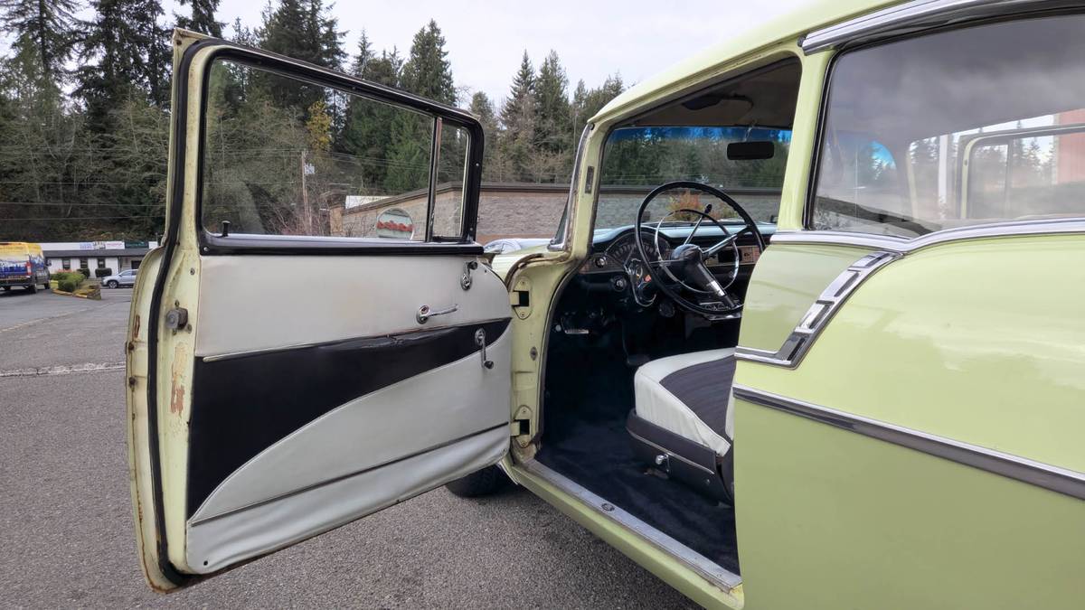 Chevrolet-bel-air-1956-1