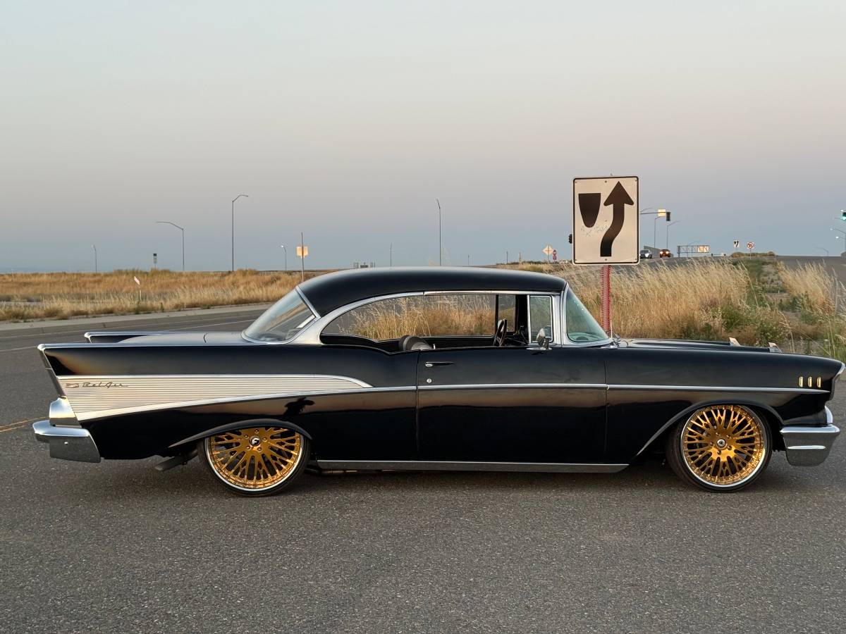 Chevrolet-bel-air-1957-28