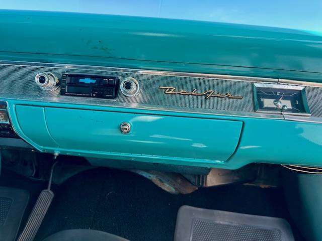 Chevrolet-bel-air-1957-blue-17