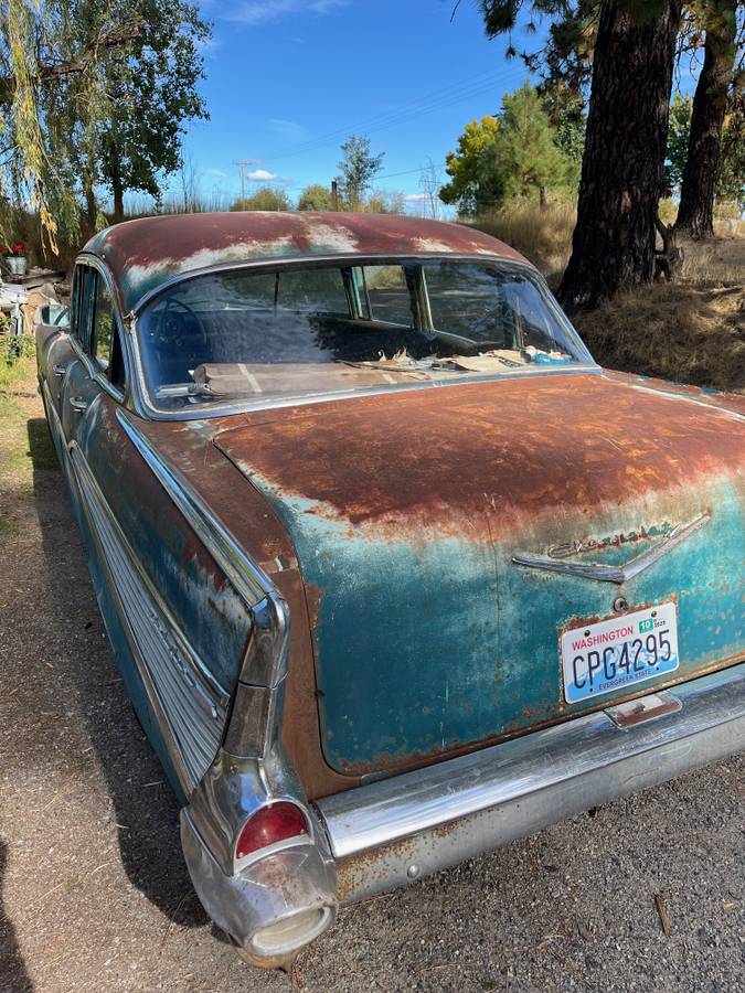 Chevrolet-bel-air-1957-custom-12