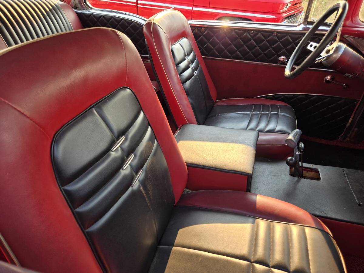 Chevrolet-bel-air-1957-red-4