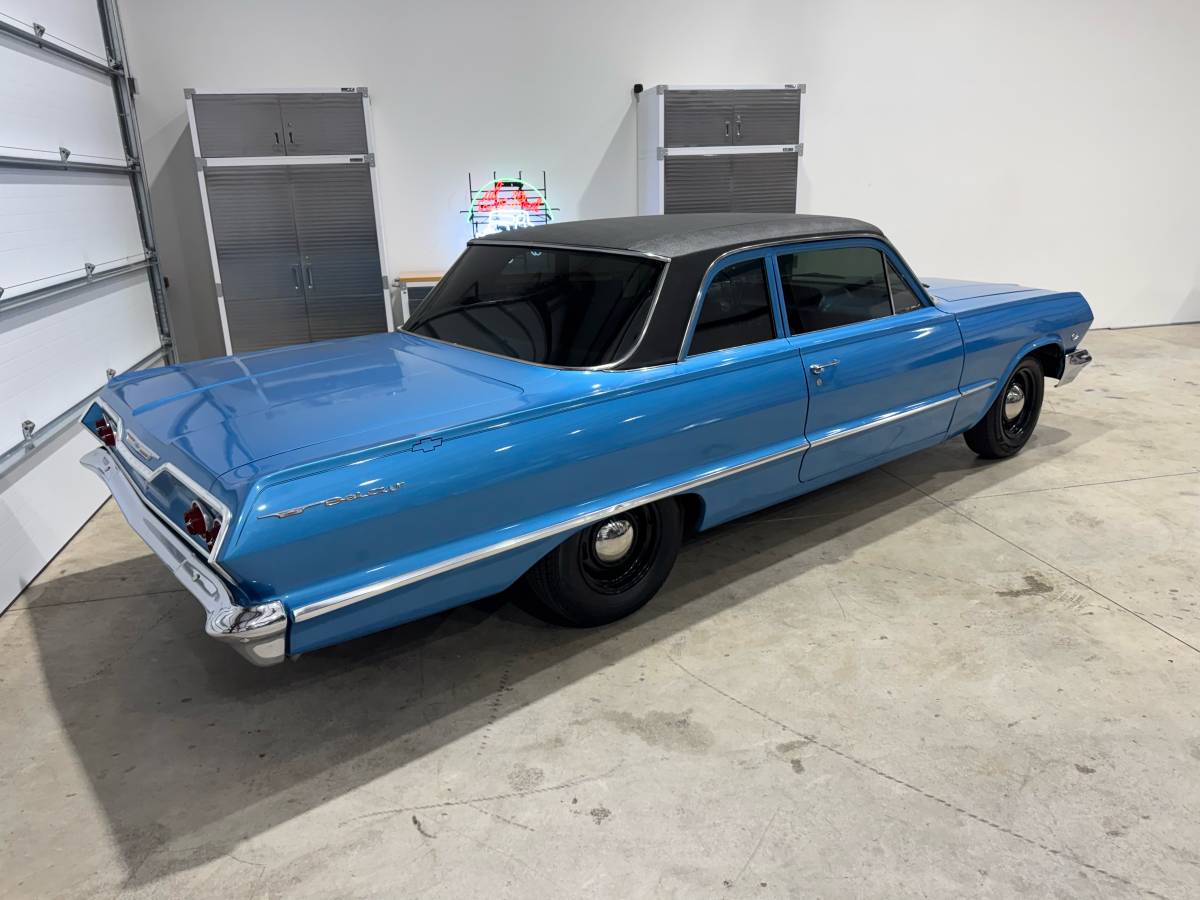 Chevrolet-bel-air-1963-blue-3