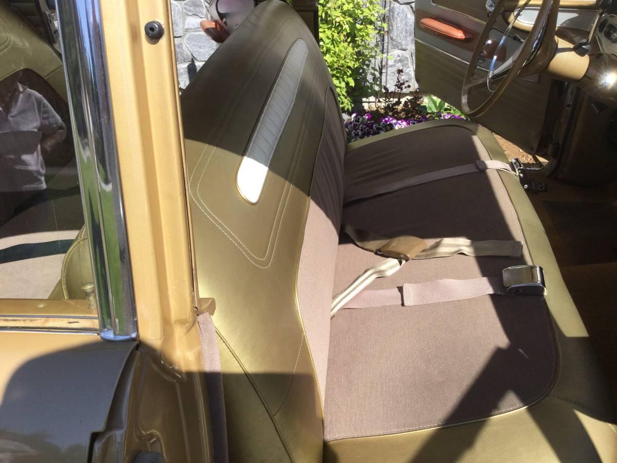 Chevrolet-bel-air-4-door-sedan-1958-custom-1