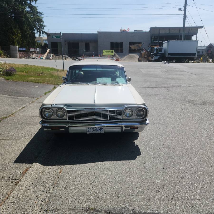 Chevrolet-bel-air-wagon-1964-white-2