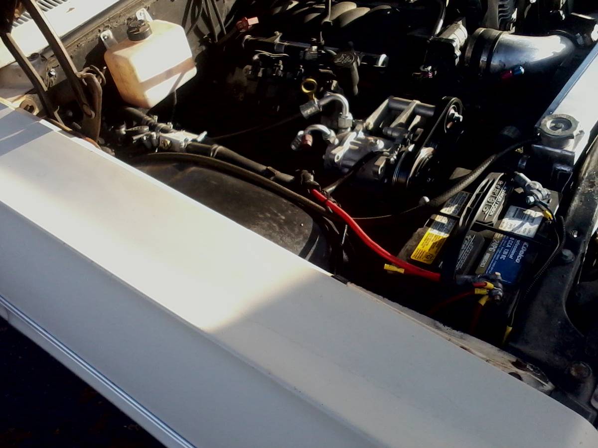 Chevrolet-bel-air-wagon-1964-white-4