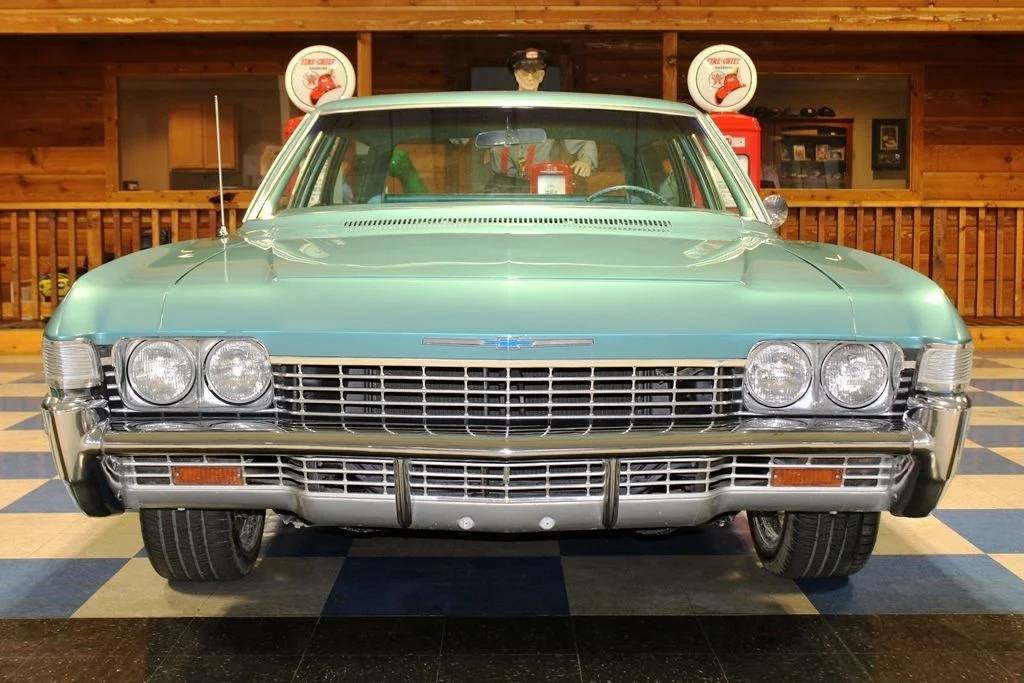 Chevrolet-bel-air-wagon-1968-13