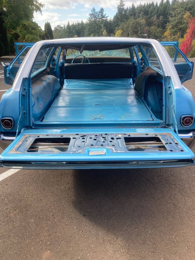 Chevrolet-bel-air-wagon-1968-blue-1