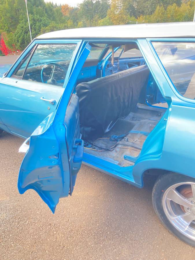 Chevrolet-bel-air-wagon-1968-blue-7
