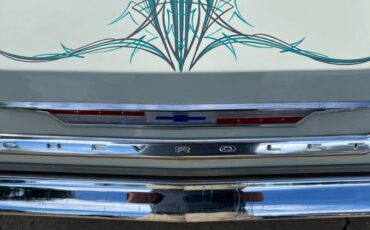 Chevrolet-belair-1963-white-4