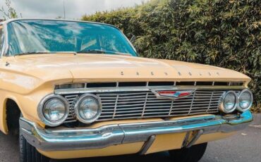 Chevrolet-biscayne-1961-custom