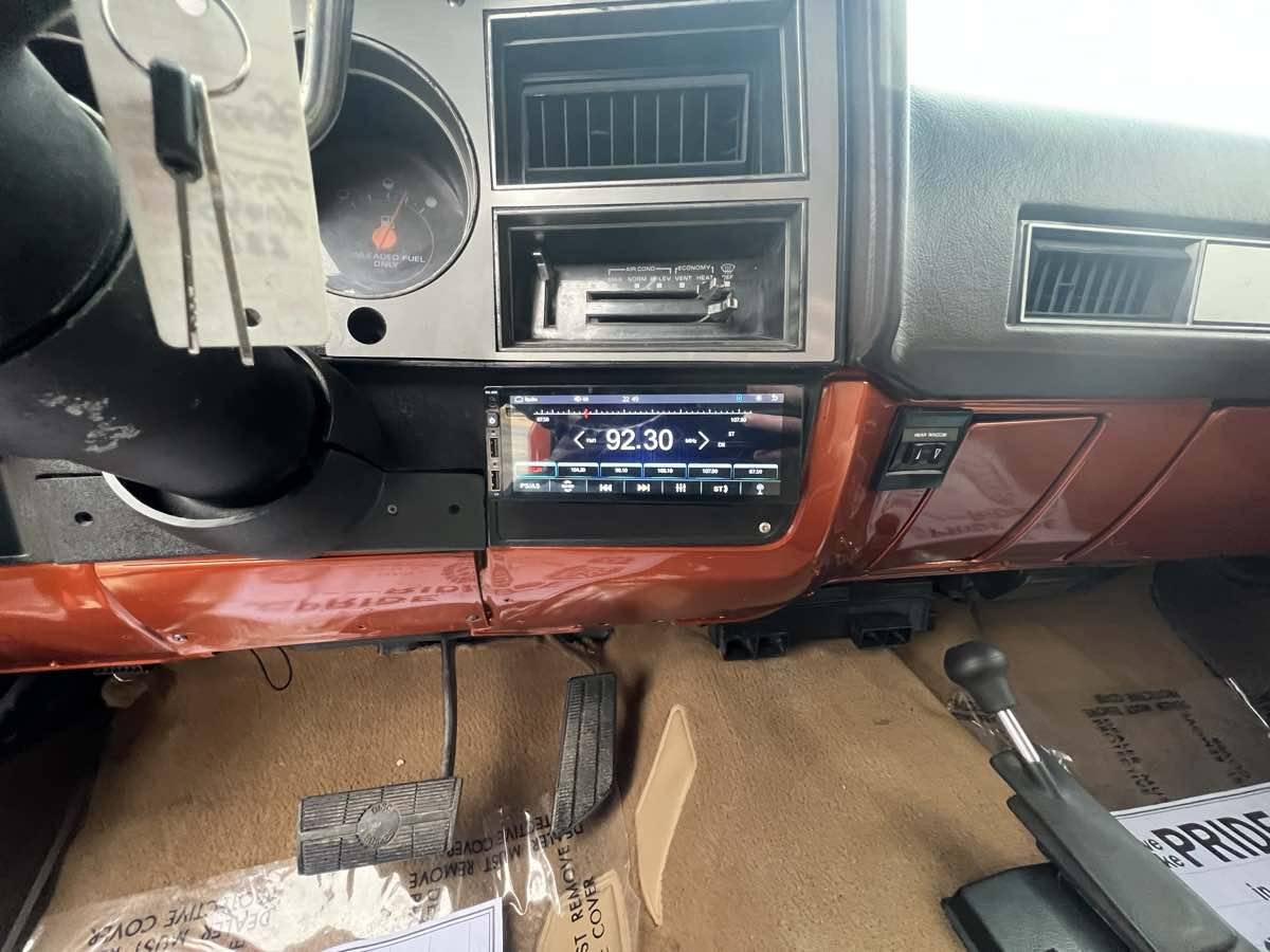 Chevrolet-blazer-12-ton-nominal-1988-orange-10
