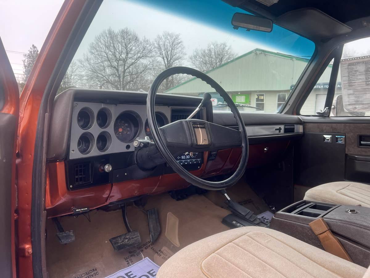 Chevrolet-blazer-12-ton-nominal-1988-orange-7