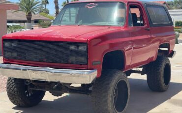 Chevrolet-blazer-1983-red-3