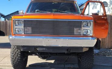Chevrolet-blazer-1985-custom-8