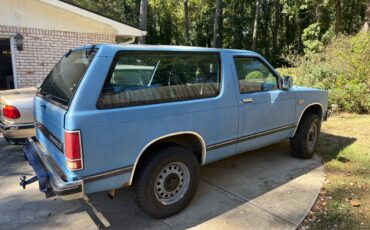 Chevrolet-blazer-1986-blue-1