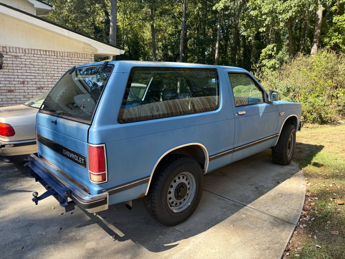 Chevrolet-blazer-1986-blue-3