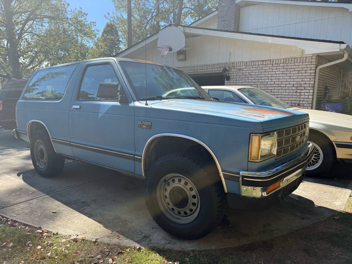 Chevrolet-blazer-1986-blue-8