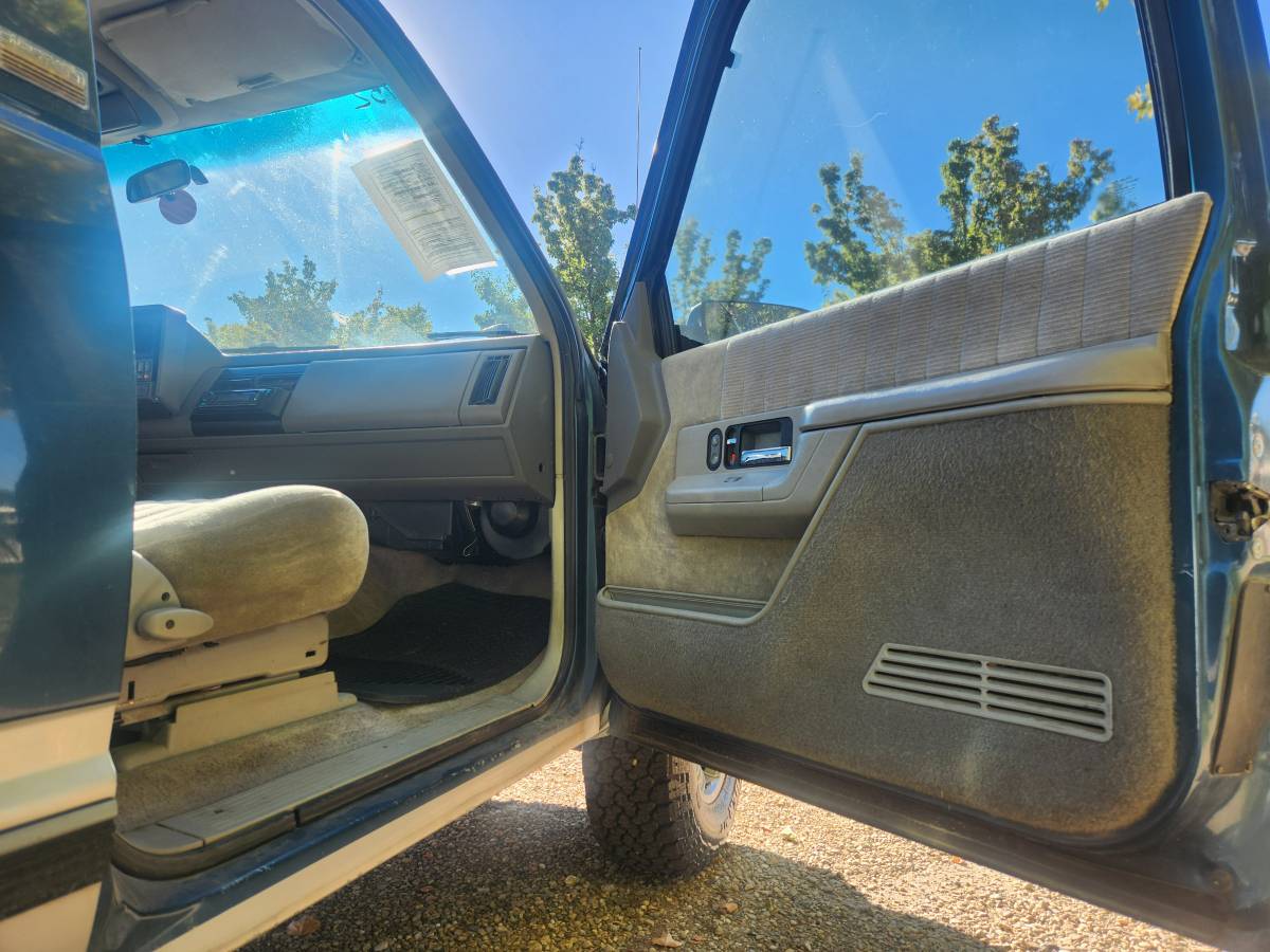Chevrolet-blazer-1994-green-15