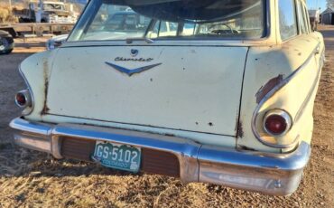 Chevrolet-brookwood-1958-yellow-10