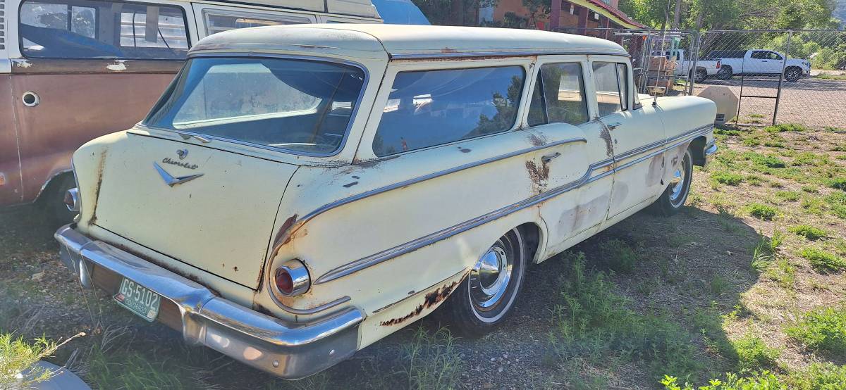 Chevrolet-brookwood-1958-yellow-6